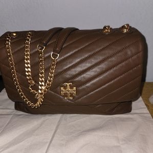 Kira Chevron Leather Shoulder Bag (Used)with dust bag